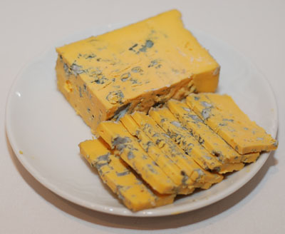 Сыр лазурно золотой с плесенью